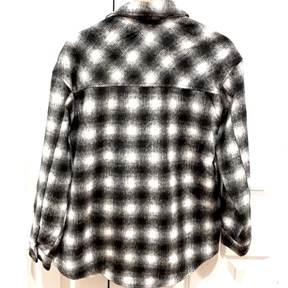 Lined Shacket Plaid Black & White NWT  Thread & Supply - Picture 6 of 11